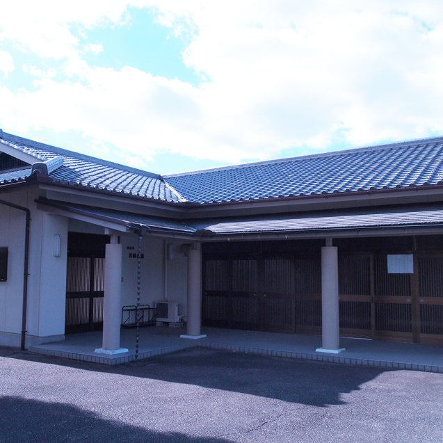 花園会館の外観