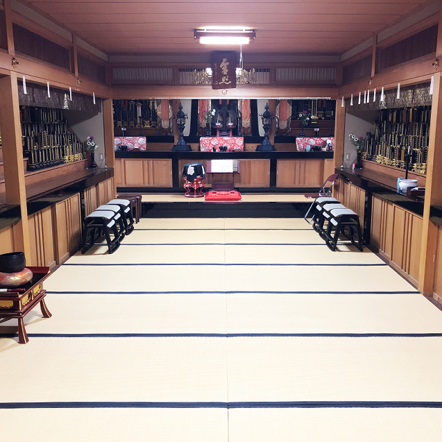 本堂の奥にある位牌堂